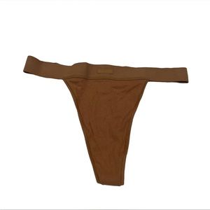 SKIMS NWT - COTTON RIBBED THONG LARGE